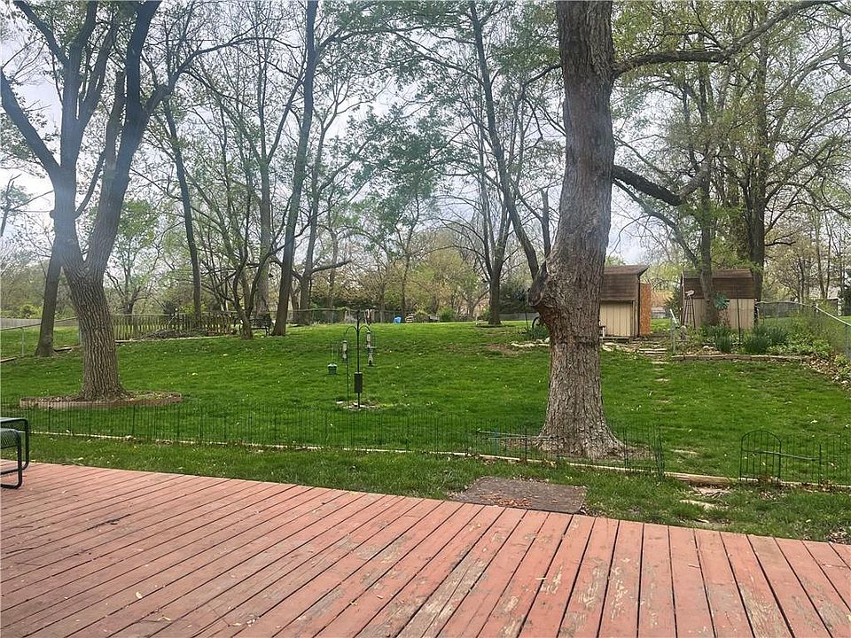 2nd image of 5128 Quivira Rd