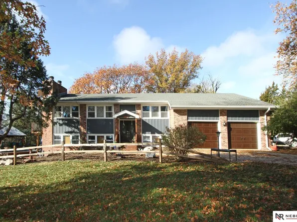6401 SW 12th St, Lincoln, NE 68523