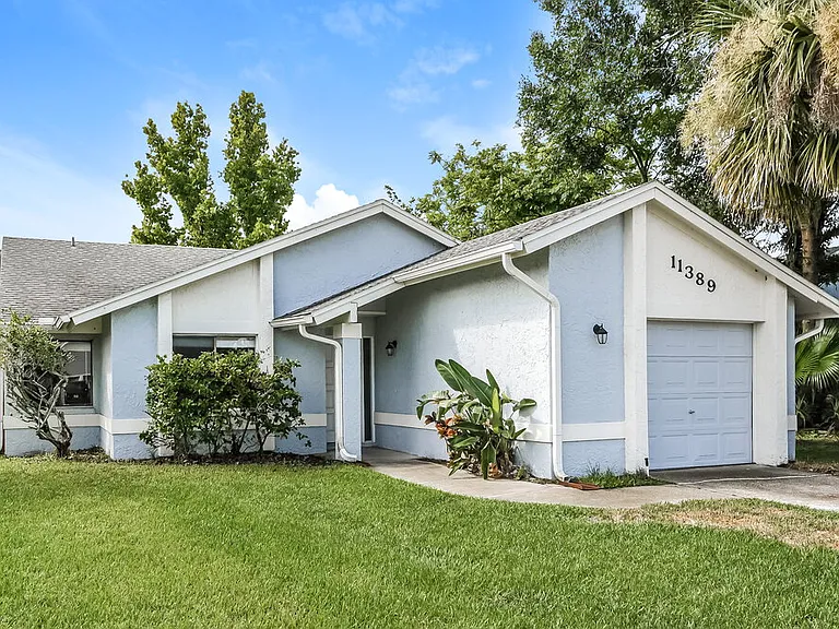 11389 Darlington Dr — Photo 3