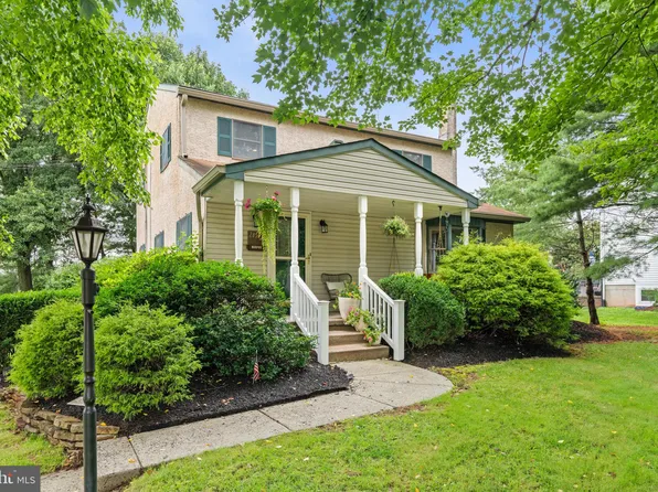 2059 Church Rd, Schwenksville, PA 19473