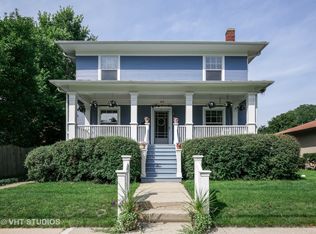 814 Brook St, Elgin, IL 60120