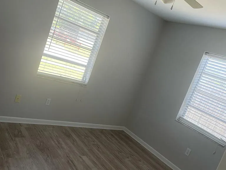 1456 W Wellington Dr — Photo 6