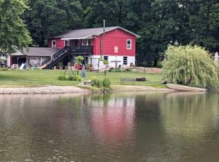 155 E Shore Dr, Geneva, IN 46740