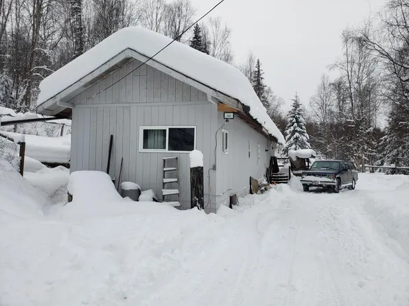 20434 Scenic Dr, Chugiak, AK 99567