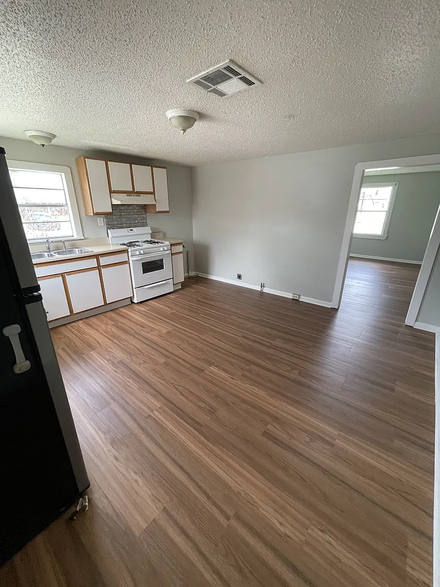 Building Photo - 2107 Montesquieu St #2107