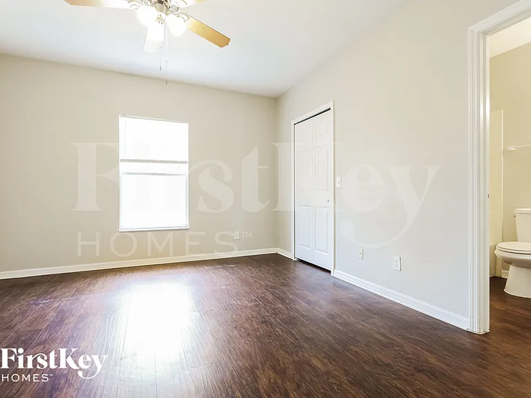 5210 Prime Ter — Photo 7