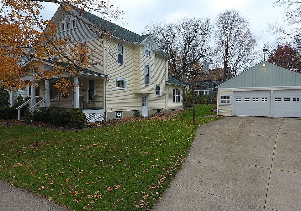 1st image of 8189 Water St