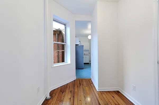 Rented by Aether Property Group | media 12