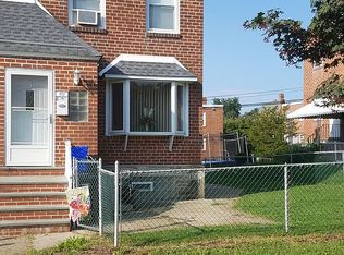 852 Glenn St, Philadelphia, PA 19115