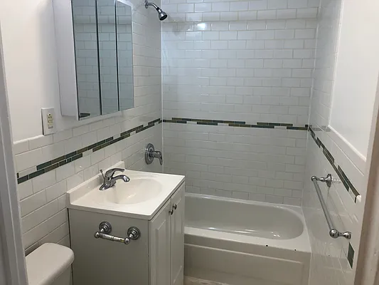 Rented by New York Zone Property Management LLC | media 6