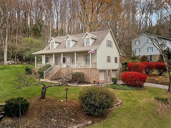 3rd image of 3301 Hull Dr