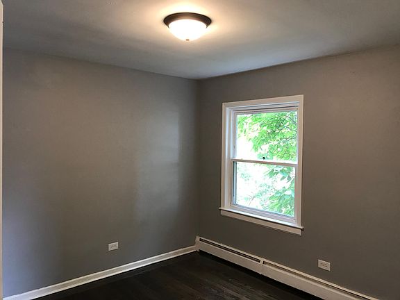 2nd image of 9521 S Michigan Ave Floor 1