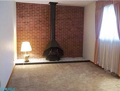 4th image of 592 Catawba Ave