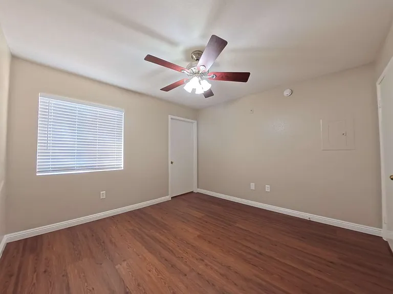 7885 W Flamingo Rd #1140 — Photo 13