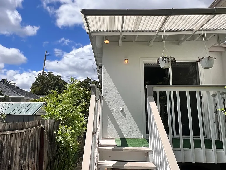 1171 Clinton St — Photo 4
