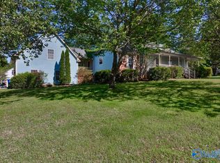 103 Canoebrook Ln, Huntsville, AL 35806