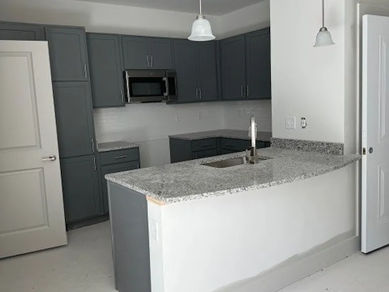 2055 Stanford Ln — Photo 149