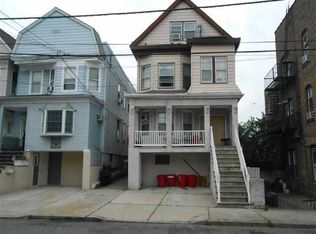 63 W 17th St, Bayonne, NJ 07002