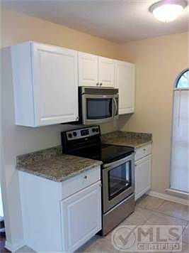 5th image of 3129 Elm Dr
