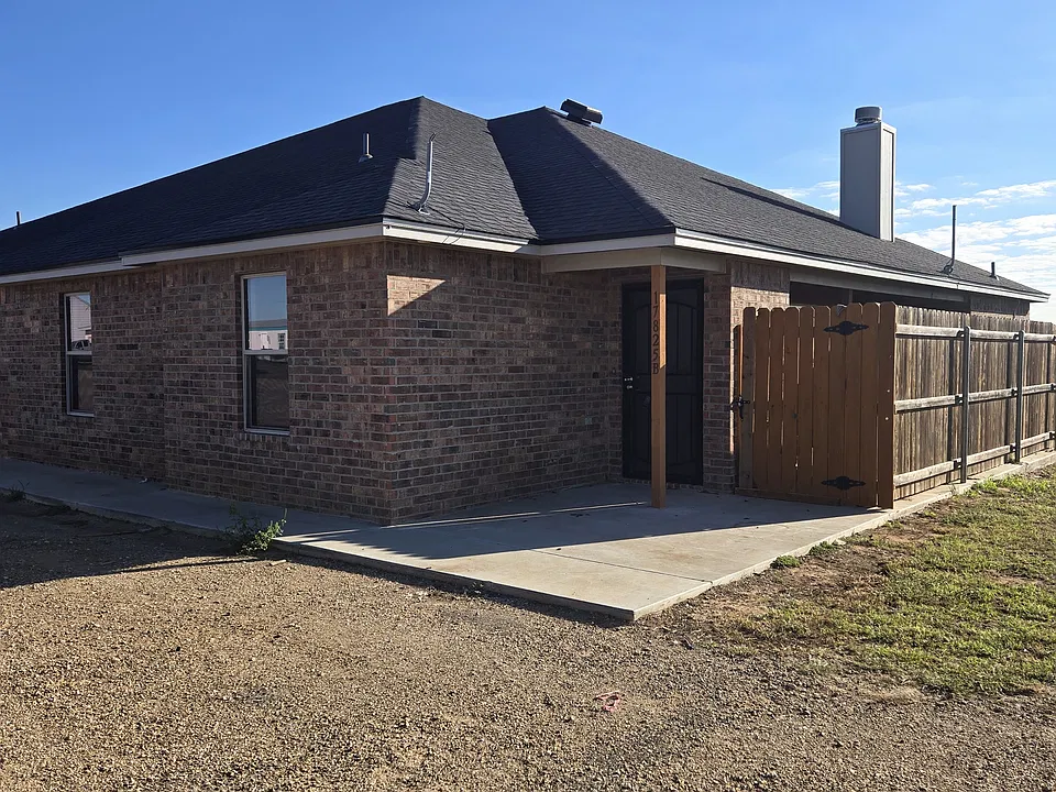 17825 Private Road 2160 #B