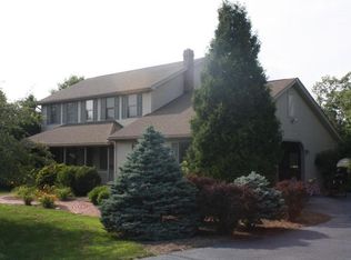 12 Country Rd, Danville, PA 17821