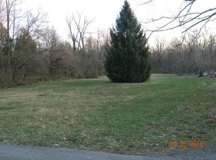6032 Cherry Ln, Crestwood, KY 40014
