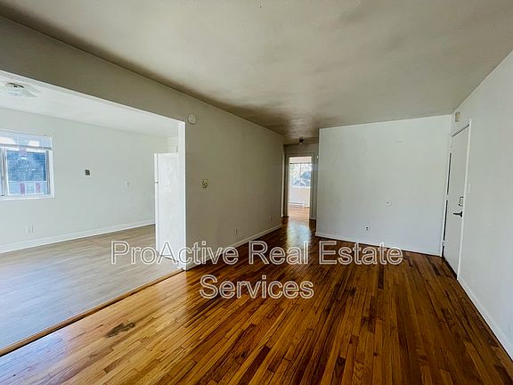 3rd image of 1020 37th St #4