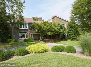 10641 Barn Wood Ln, Potomac, MD 20854