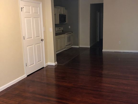 5th image of 2112 Green St #2112GREENSTA