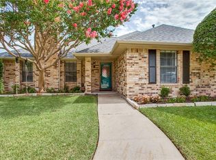 402 Shoreview Dr, Rockwall, TX 75087