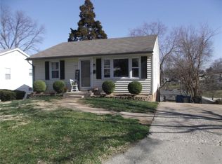 1124 Spring Ave, Saint Charles, MO 63301