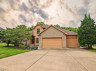 5603 Greenmont Pl, Vienna, WV 26105
