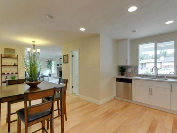 3830 Twin Oaks Way