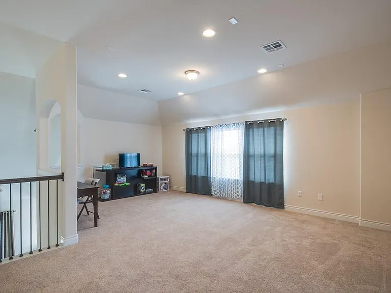 9600 Ivalenes Hope Dr — Photo 19