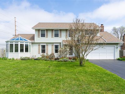 5950 King Hill Dr, Farmington, NY, 14425