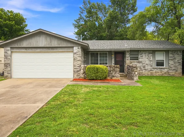 4325 S Elm St, Broken Arrow, OK 74011