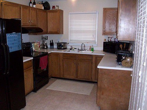 3rd image of 7321 Winnington Cres