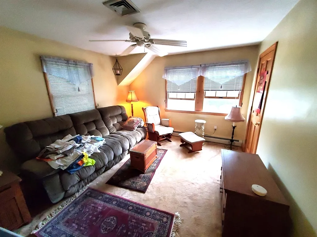 1 bed, 1.0 bath, 500 sqft, $1,800 — Photo 3