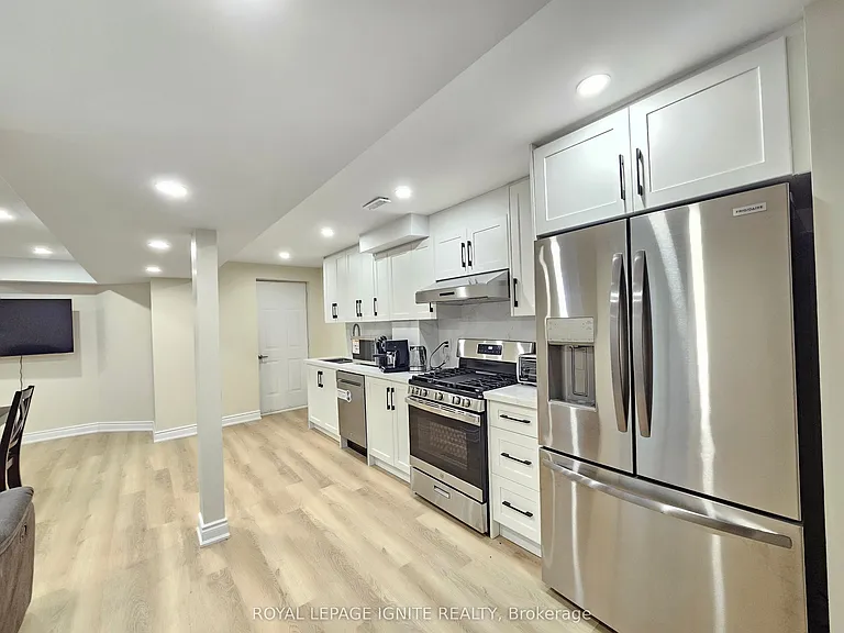 6 Timmins St — Photo 4
