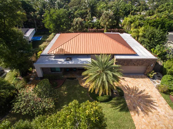 2701 NE 2ND Avenue, Wilton Manors, FL 33334