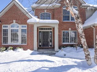 6203 Gyers Meadow Ln, Ann Arbor, MI 48108