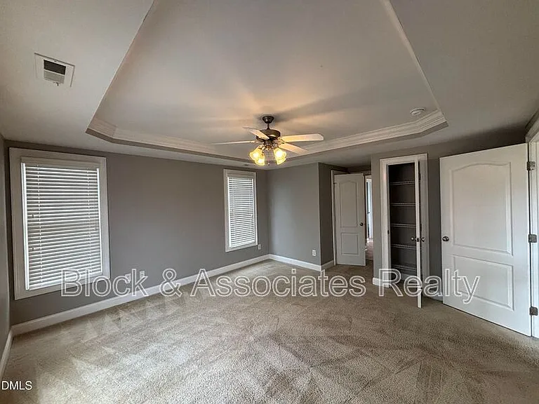 124 Factors Walk Ln — Photo 8