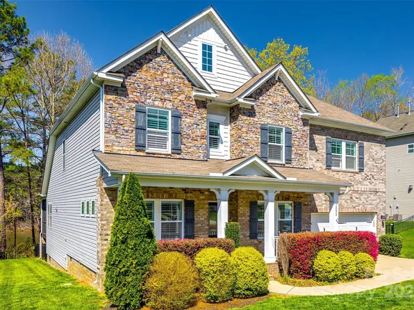 1092 Hallow Lake Ter, Clover, SC 29710