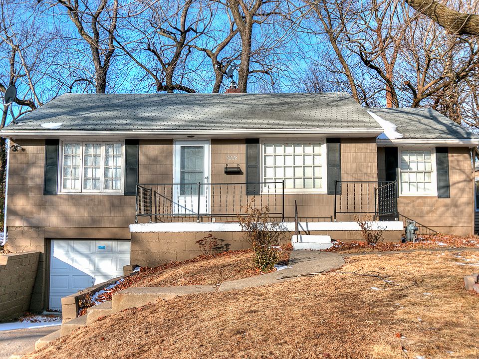 1st image of 7228 Lydia Ave
