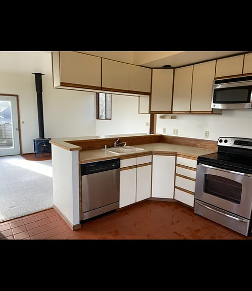 2322 E Ward St — Photo 22