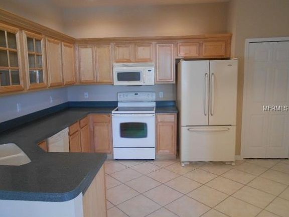 5th image of 21252 Diamonte Dr