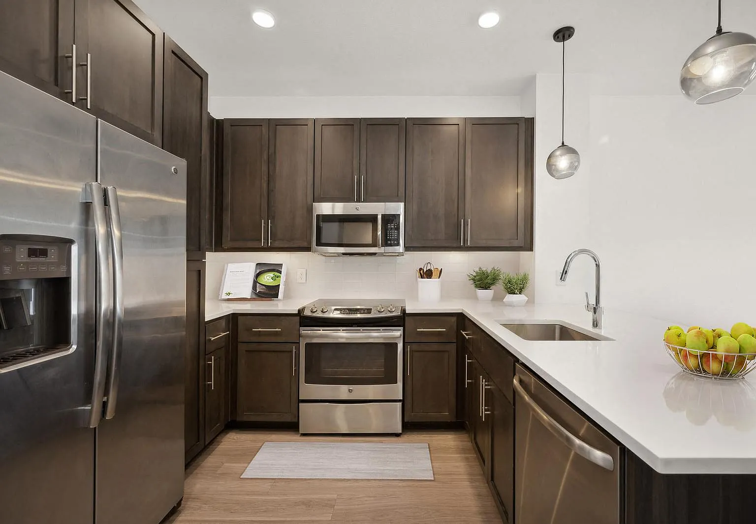 Muse Apartments — Photo 2