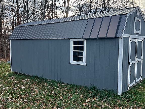 5th image of 9000 N County Road 1000 E