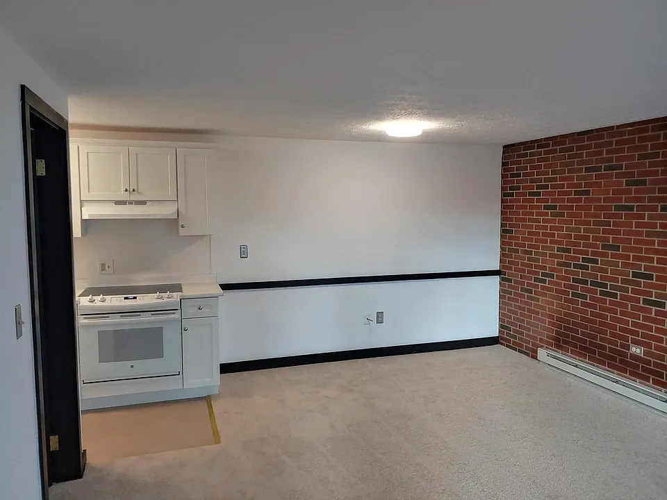 21 West St
