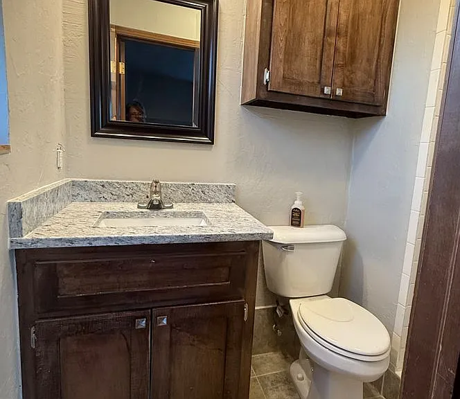 2904 Broadway Ter — Photo 11